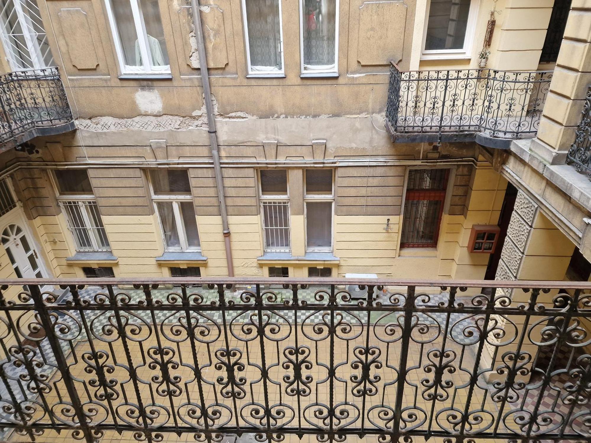 Bercsenyi Apartments - Close To The Gellert Thermal Bath Budapest Ruang foto